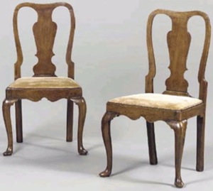 An American Pair of Walnut Queen Anne Side Chairs